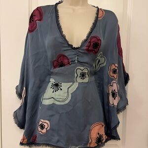 Chic Floral V-Neck Blouse in Blue and Pink